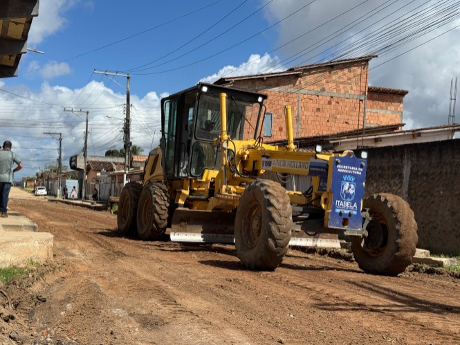 Prefeitura de Itabela inicia pavimentação do trecho da Rua da Felicidade no bairro Irmã Dulce