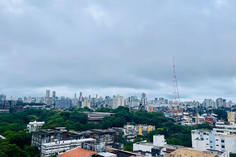 Inmet divulga alerta de acumulado de chuvas para 100 cidades da Bahia; veja lista