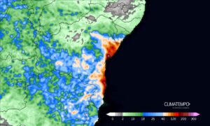 Chuva, ventos e até granizo: mais de 150 cidades da Bahia estão com alerta de tempestade
