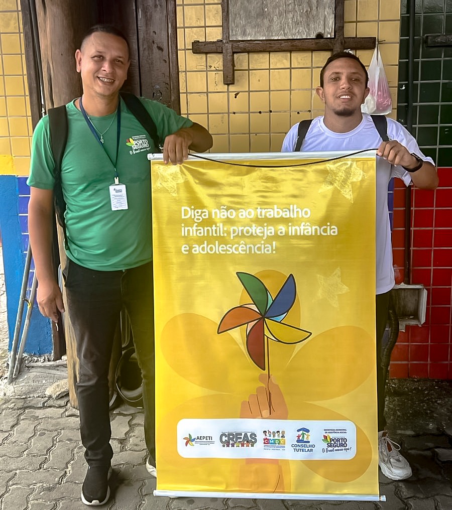 AEPETI realiza ação de prevenção ao trabalho infantil na balsa