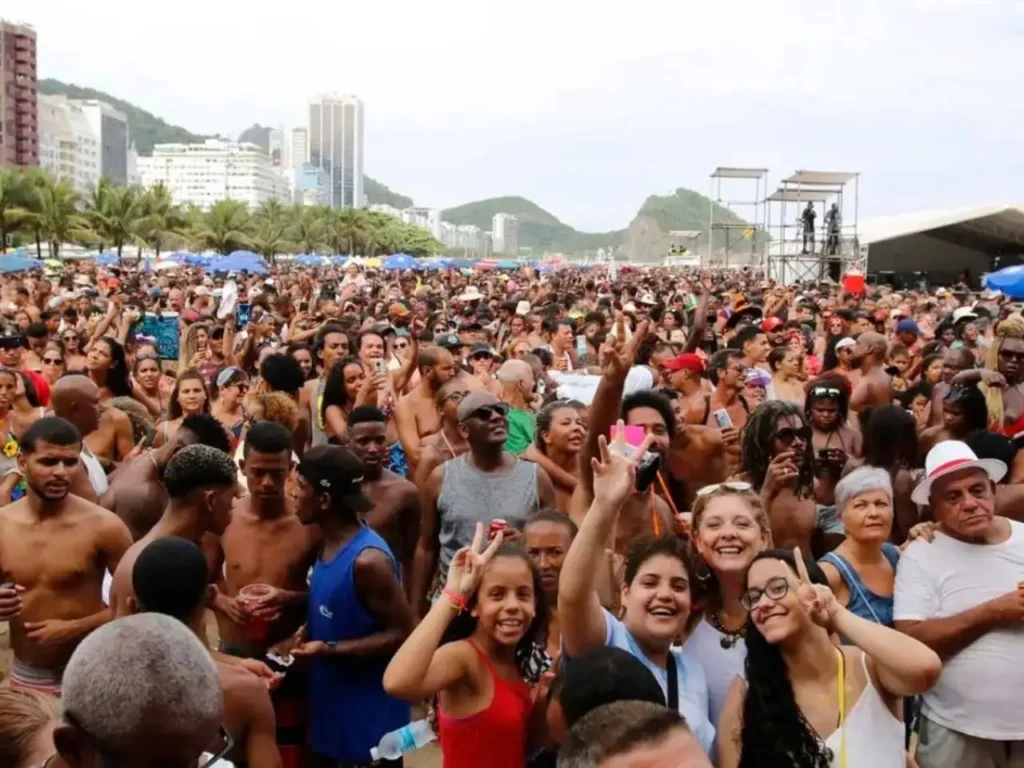 InfoGripe recomenda cuidados e vacinação no Carnaval contra vírus respiratórios